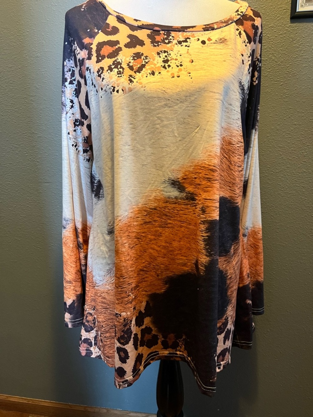Patterned Long Sleeve Women's Top in Cream and Rust